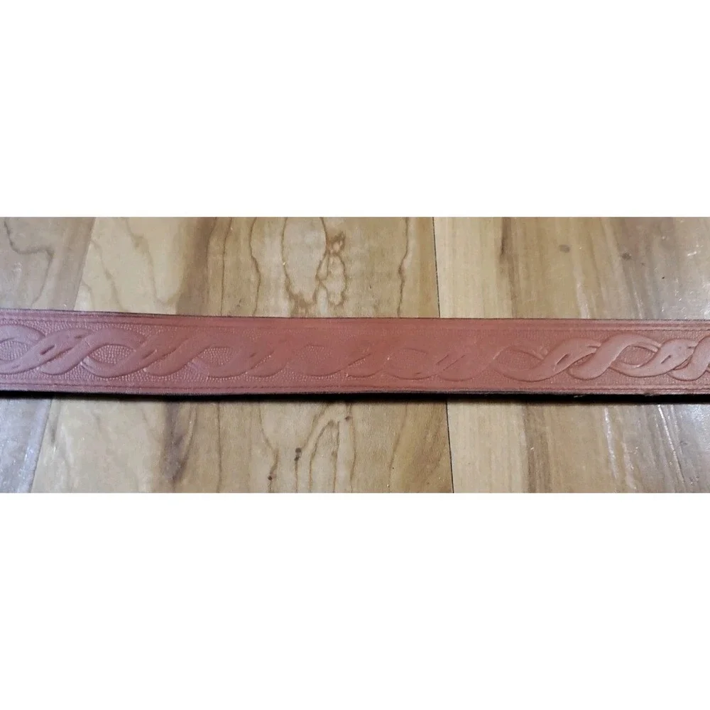 The Unbranded Brand braided usa